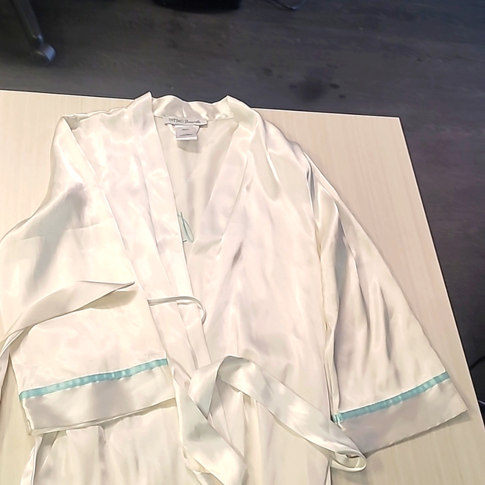 Bride robe